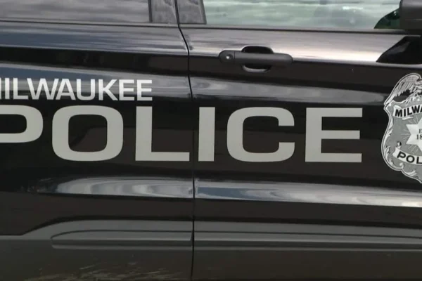 Milwaukee police missing person notice for 17-year-old Daniela Pena-Morales