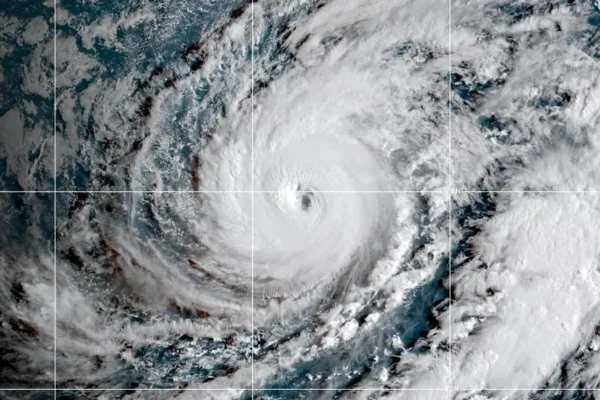 Satellite view of Hurricane Lowell approaching Hawaii with heavy rain and storm bands